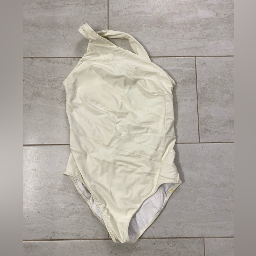White Summersalt sidestroke